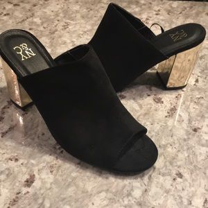 NY&Company Wise Heeled Mules